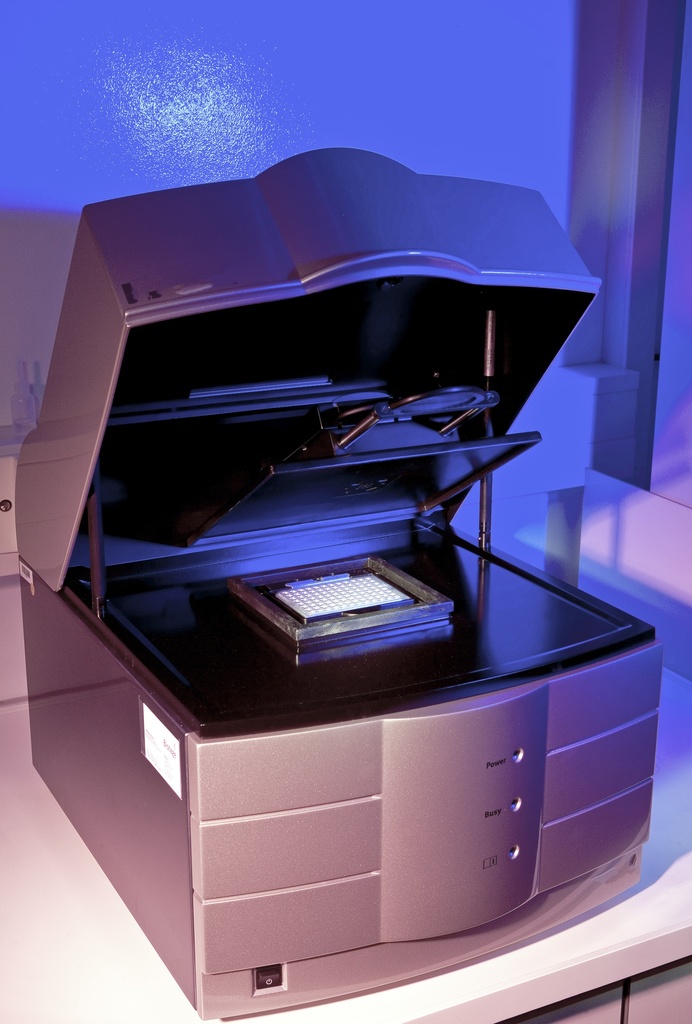 302nm UV Transilluminator With Intensity Adjustment for Viewing DNA Gels